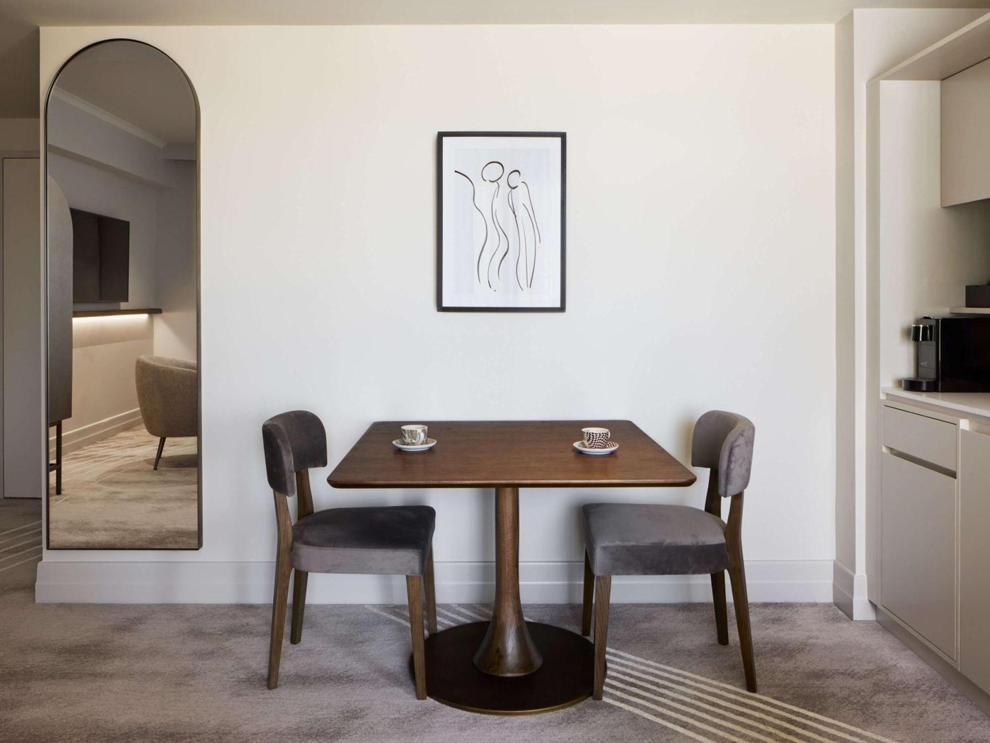 The Playford Adelaide - Mgallery Luaran gambar A dining room